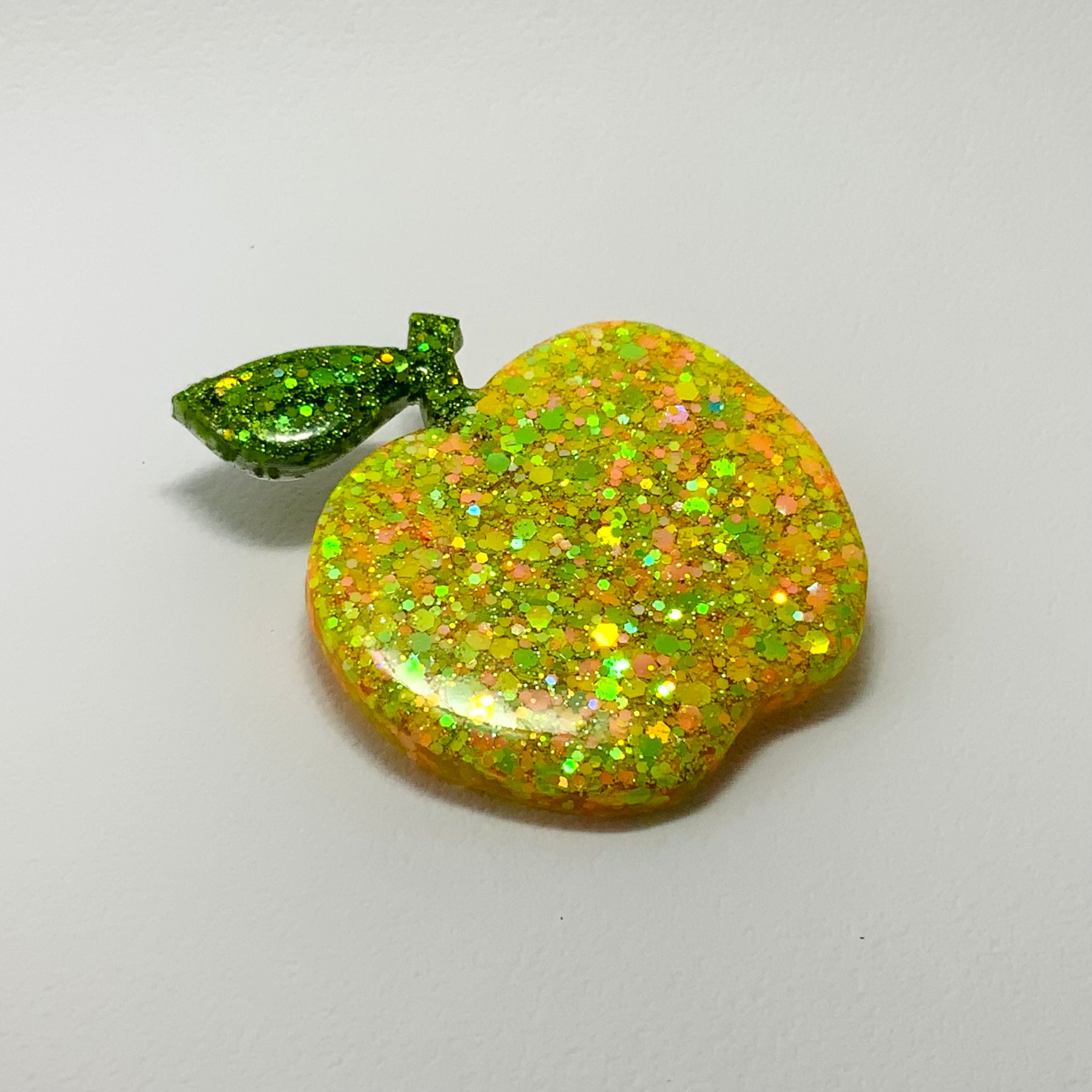 THE APPLE ORCHARD - Handmade Sparkling Resin Apple Brooch