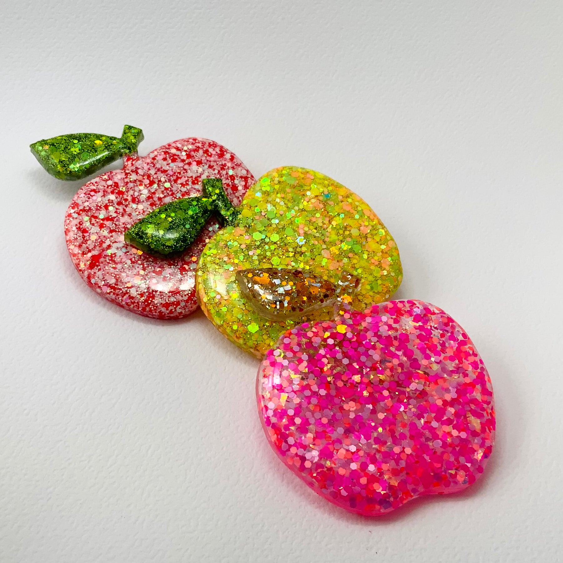 THE APPLE ORCHARD - Handmade Sparkling Resin Apple Brooch