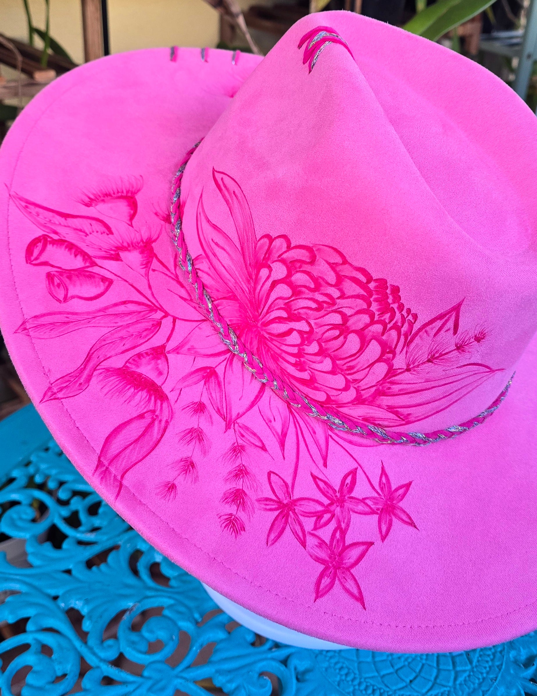 Hand burnt fedora Butterfly collection : The Native Botanical Garden