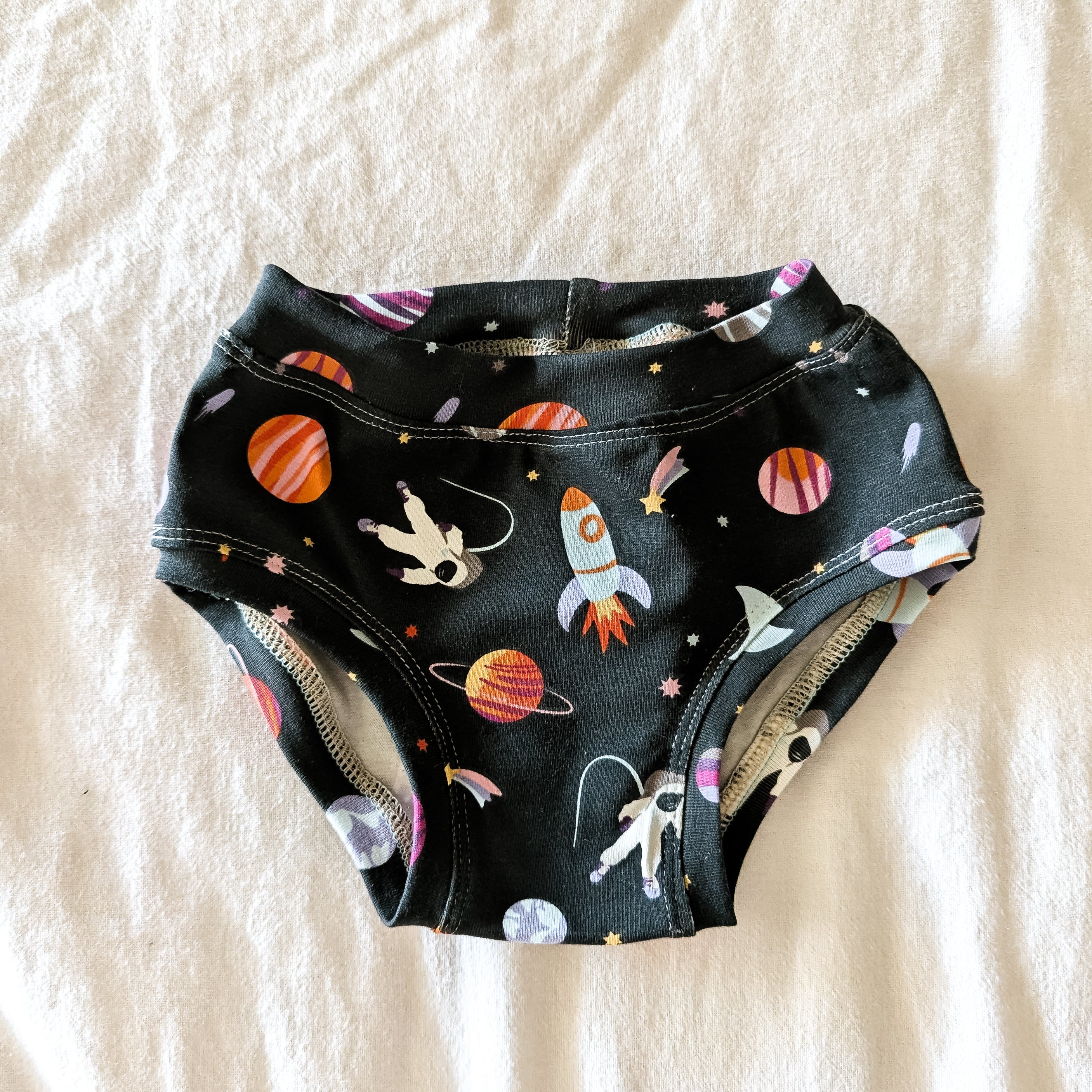 Astronauts in space organic underpants for kids sizes 1 to 12
