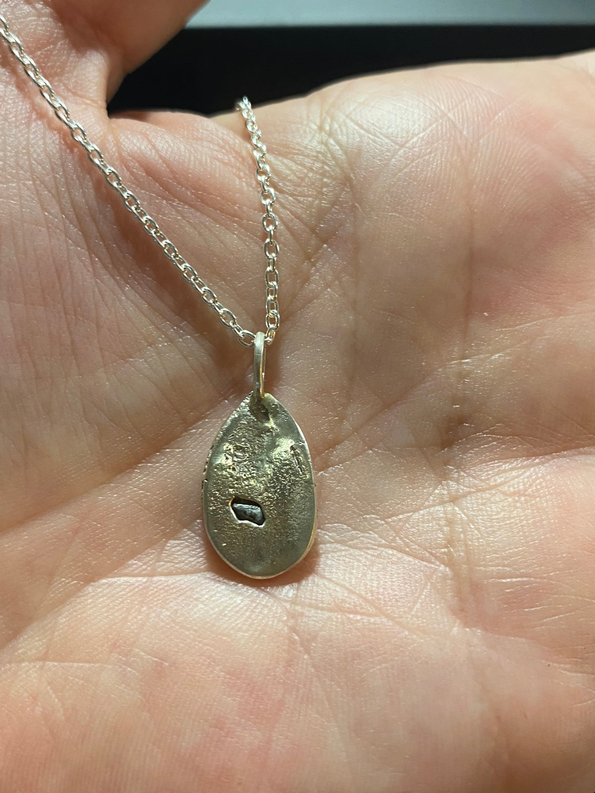 Green Sapphire Rockpool Pendant — Sterling Silver with Australian Sapphire