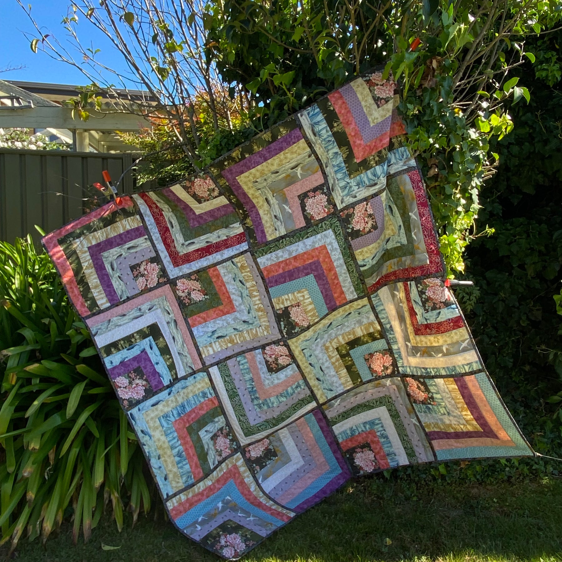 Oriental Logs - A Double Bed, Lounge or King Single quilt