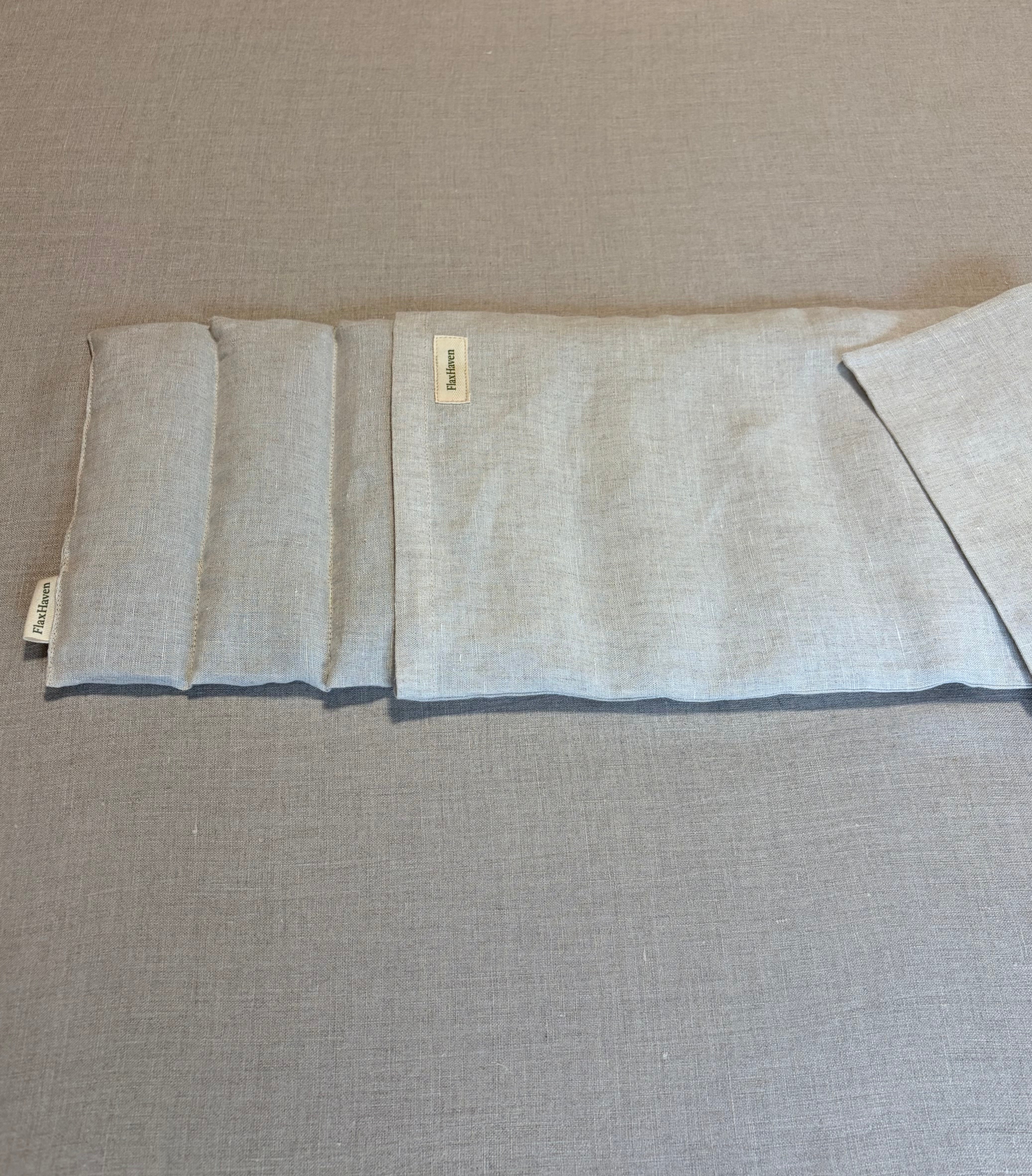 Essential Weighted Heat Pillow — Balanced Fit (Adaptive comfort system)