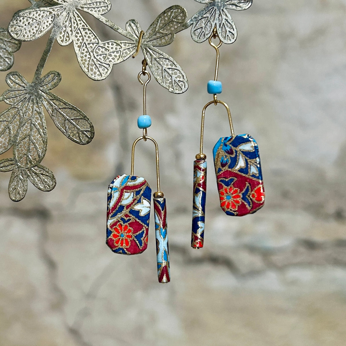 Earrings Floral Blue Red Gold Lightweight - EB-122