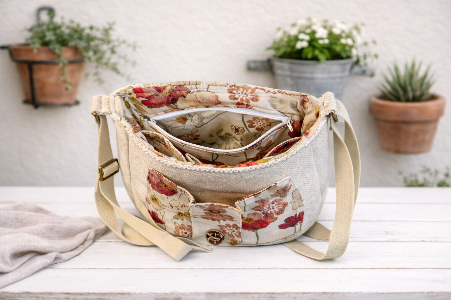 Sweetheart Crossbody Handbag