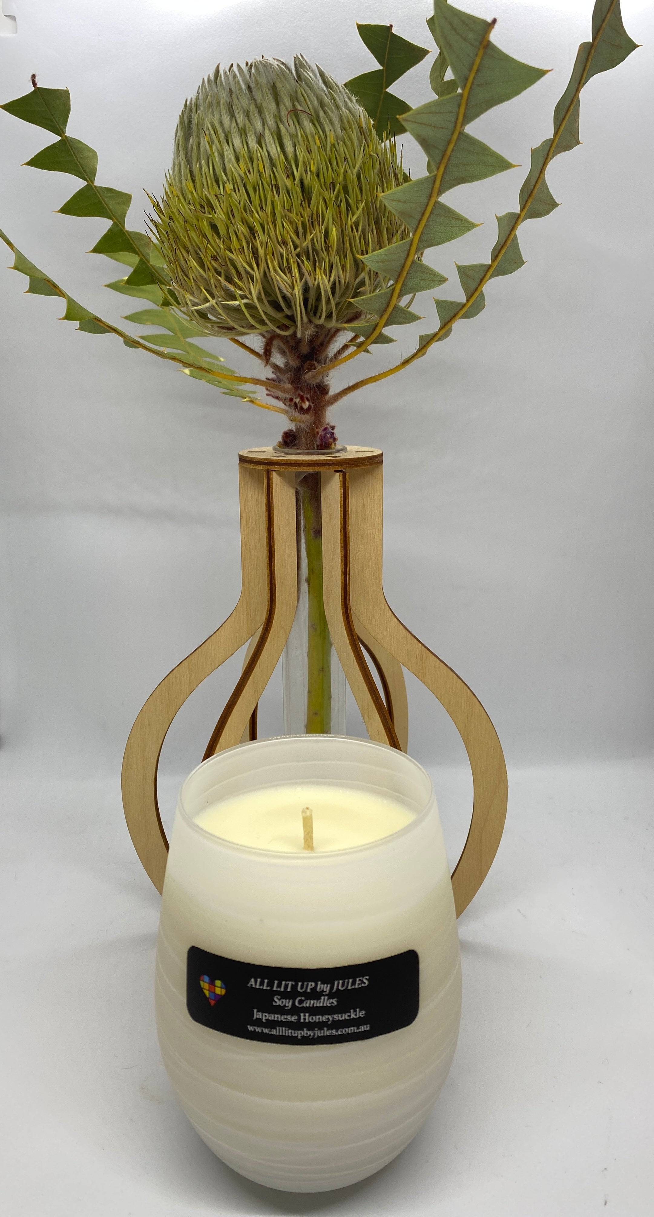 White Wave Glass - Japanese Honeysuckle Fragrance