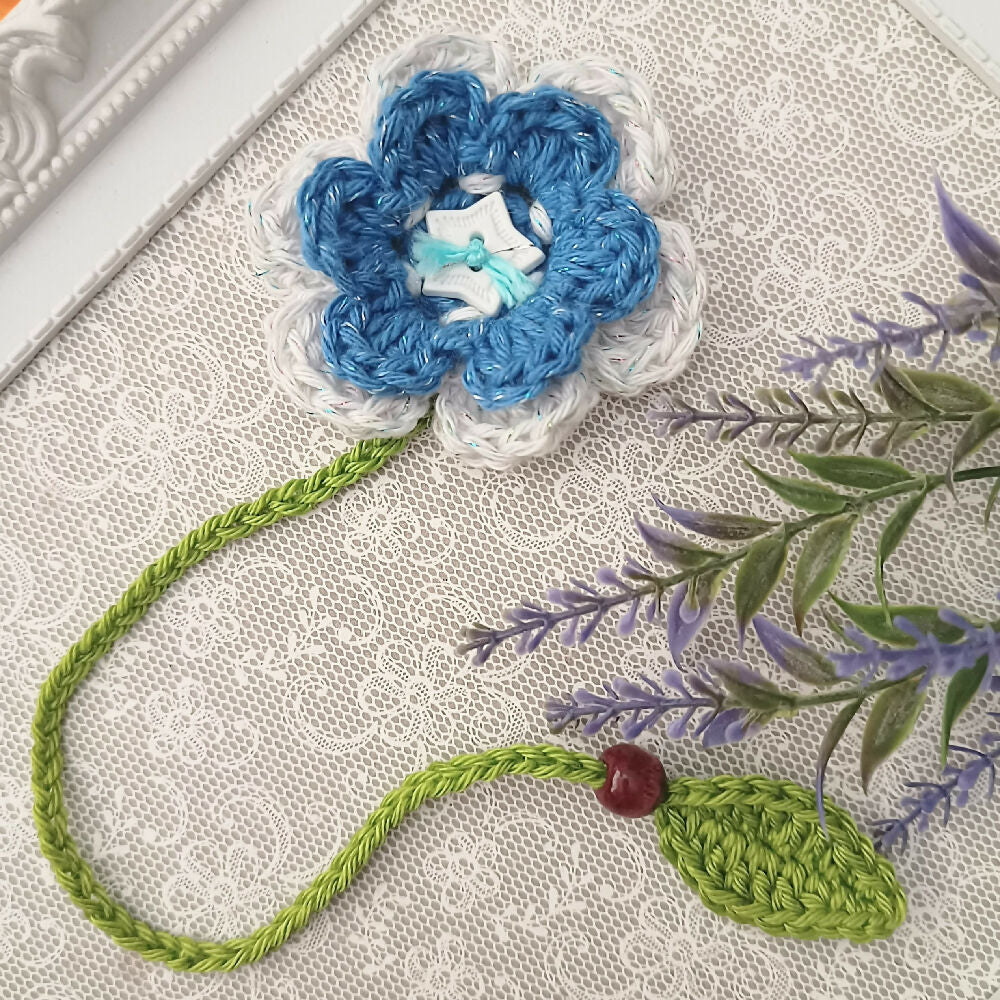 Sparkly Crochet Flower Bookmarks
