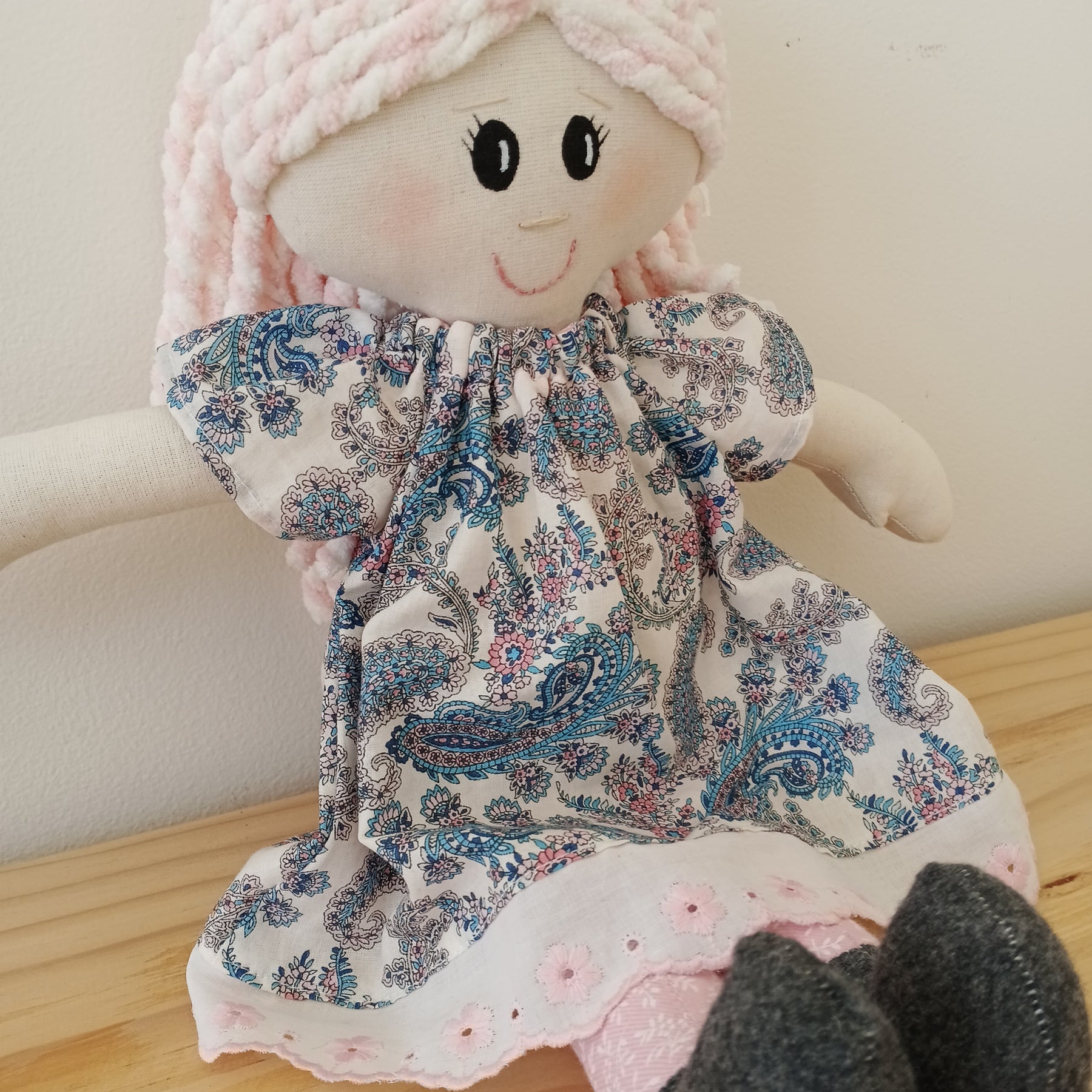 Happy Doll - Paisley