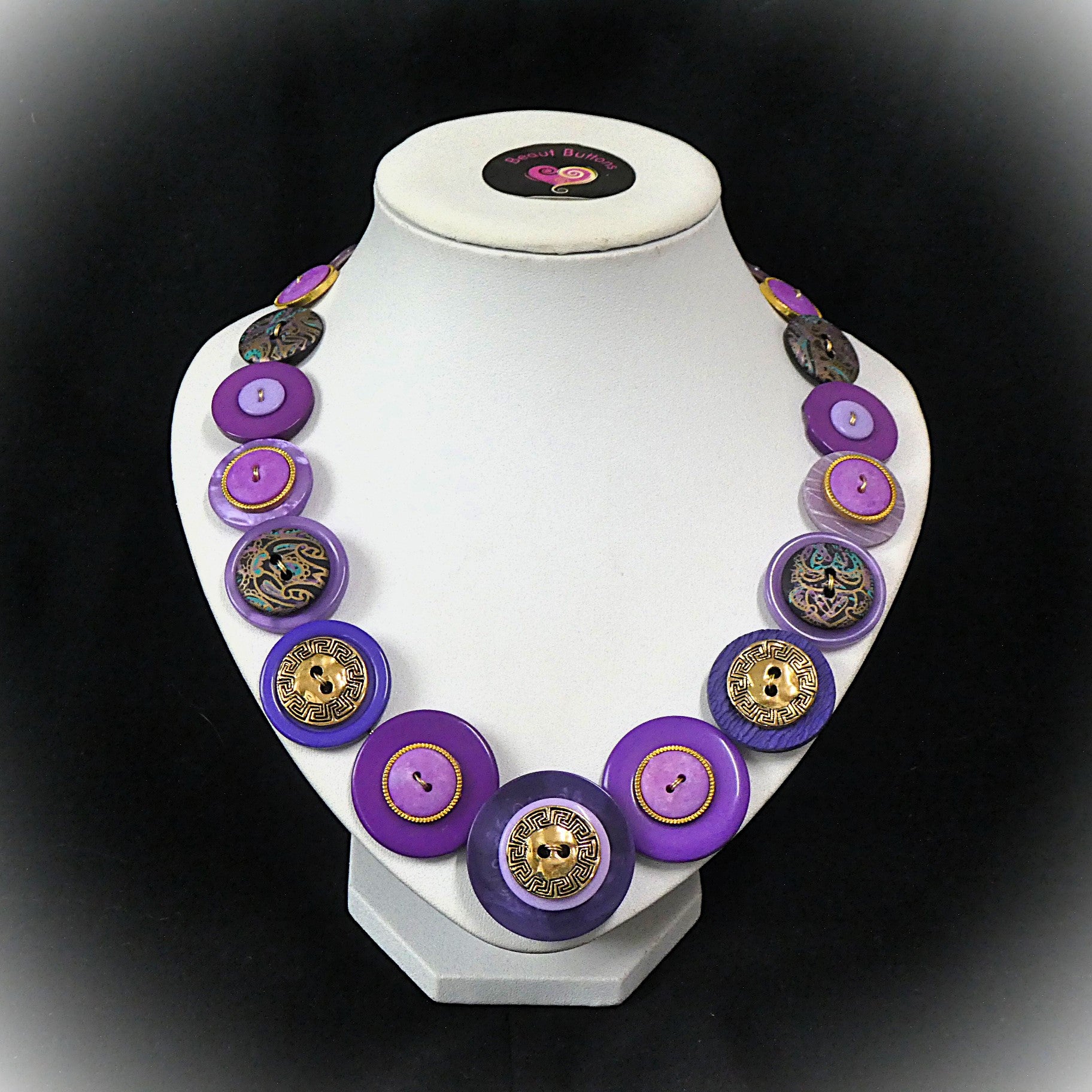Button necklace - Royal Purple