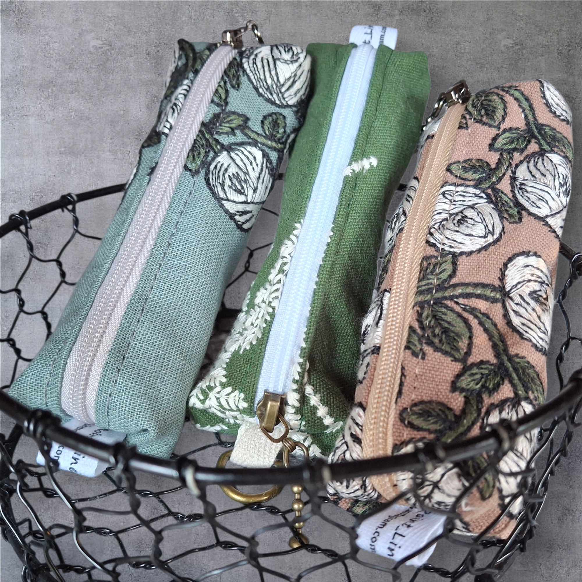 Floral Embroidered Mini Makeup Pouch
