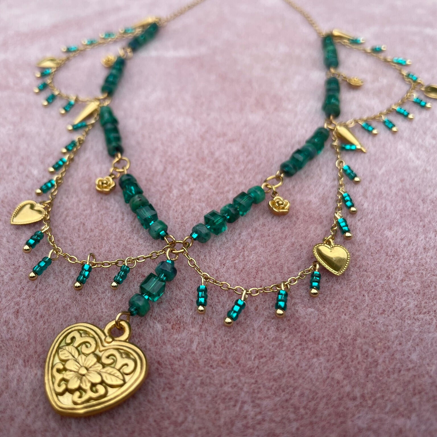 Romantic and elegant green and gold beaded necklace