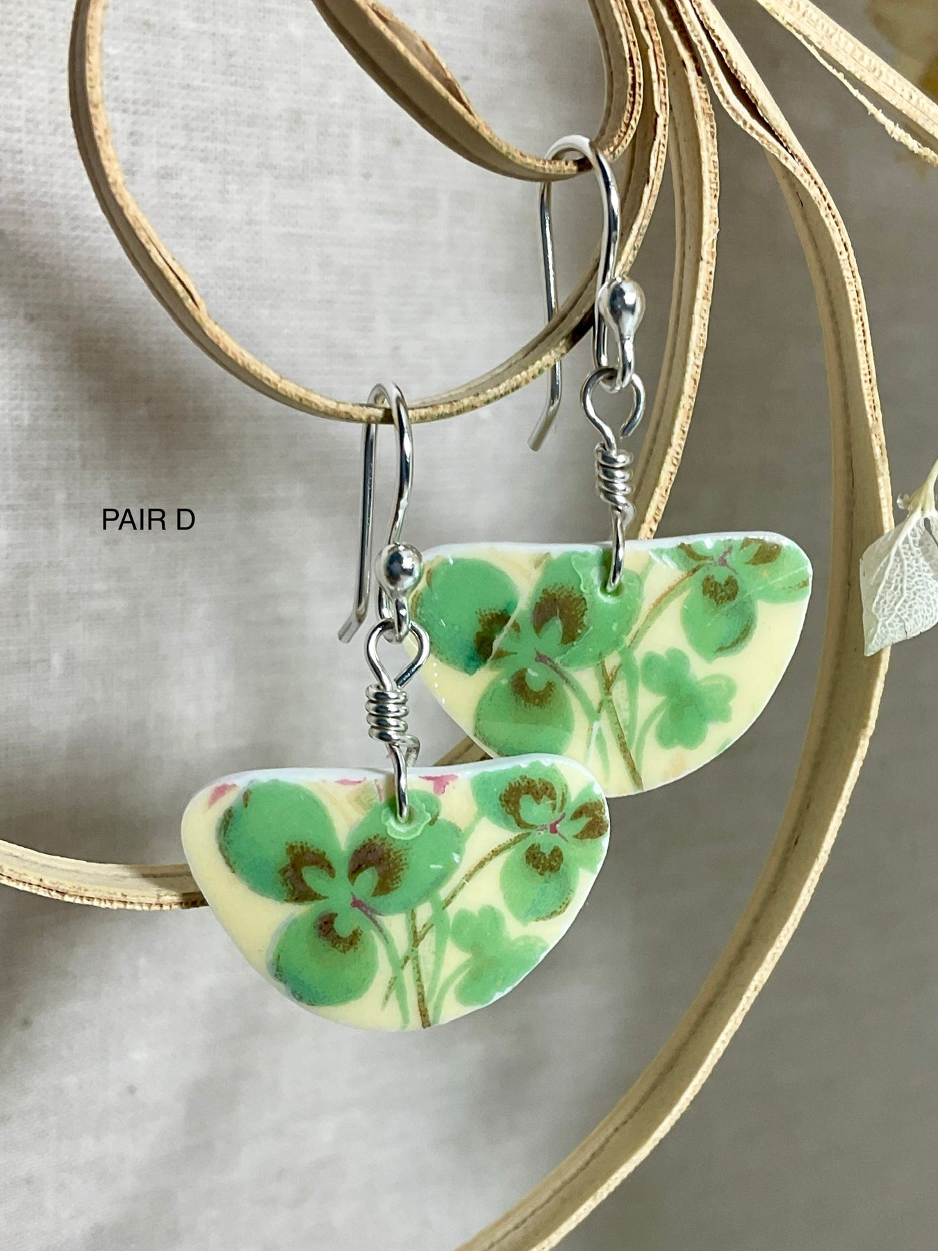 Vintage tea cup earrings. Handmade
