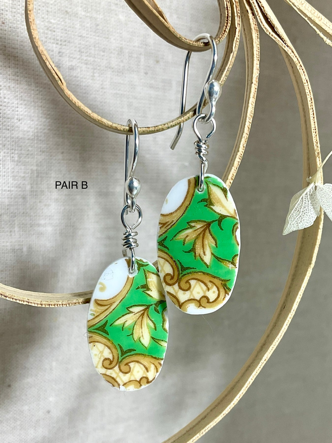 Vintage tea cup earrings. Handmade