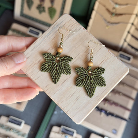 Macrame Maple Leaf Earrings - earthy forest fae / canadian maple