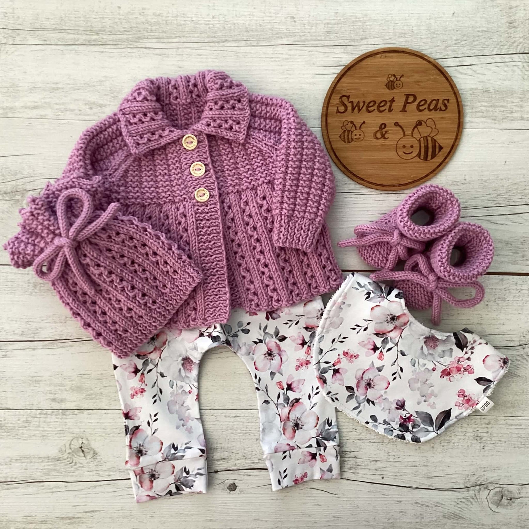 Baby Cardigan, Leggings, Hat, Booties & Bib  Size 0-3 Months