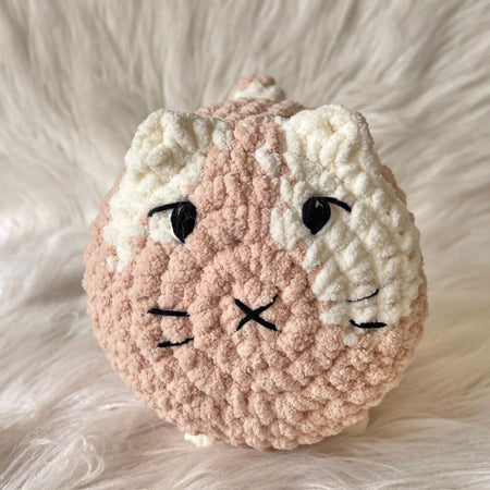 Crochet Cat Plushy - Caramel / Cream