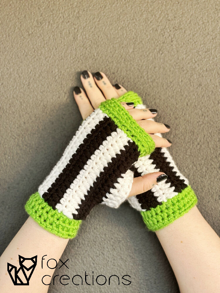 Beetle Stripe Gloves Crochet Pattern
