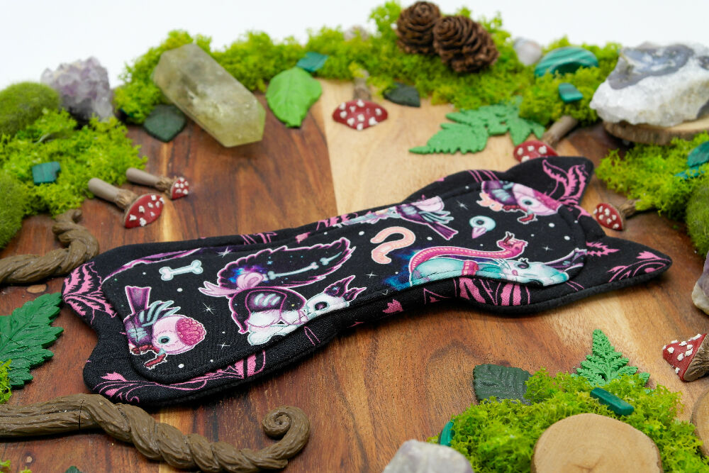 dig the flow reusables reusable cloth pad australian handmade dead things oddity curios cotton lycra purple flower cotton unique one-of-a-kind happy hippos naomis kitty menstrual health business