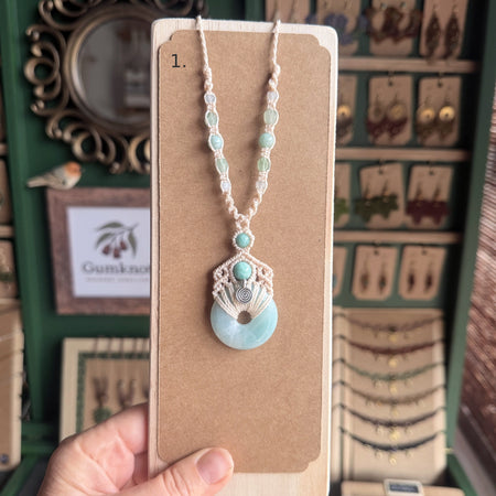 Macrame Pi-stone/Donut Necklace Pendant