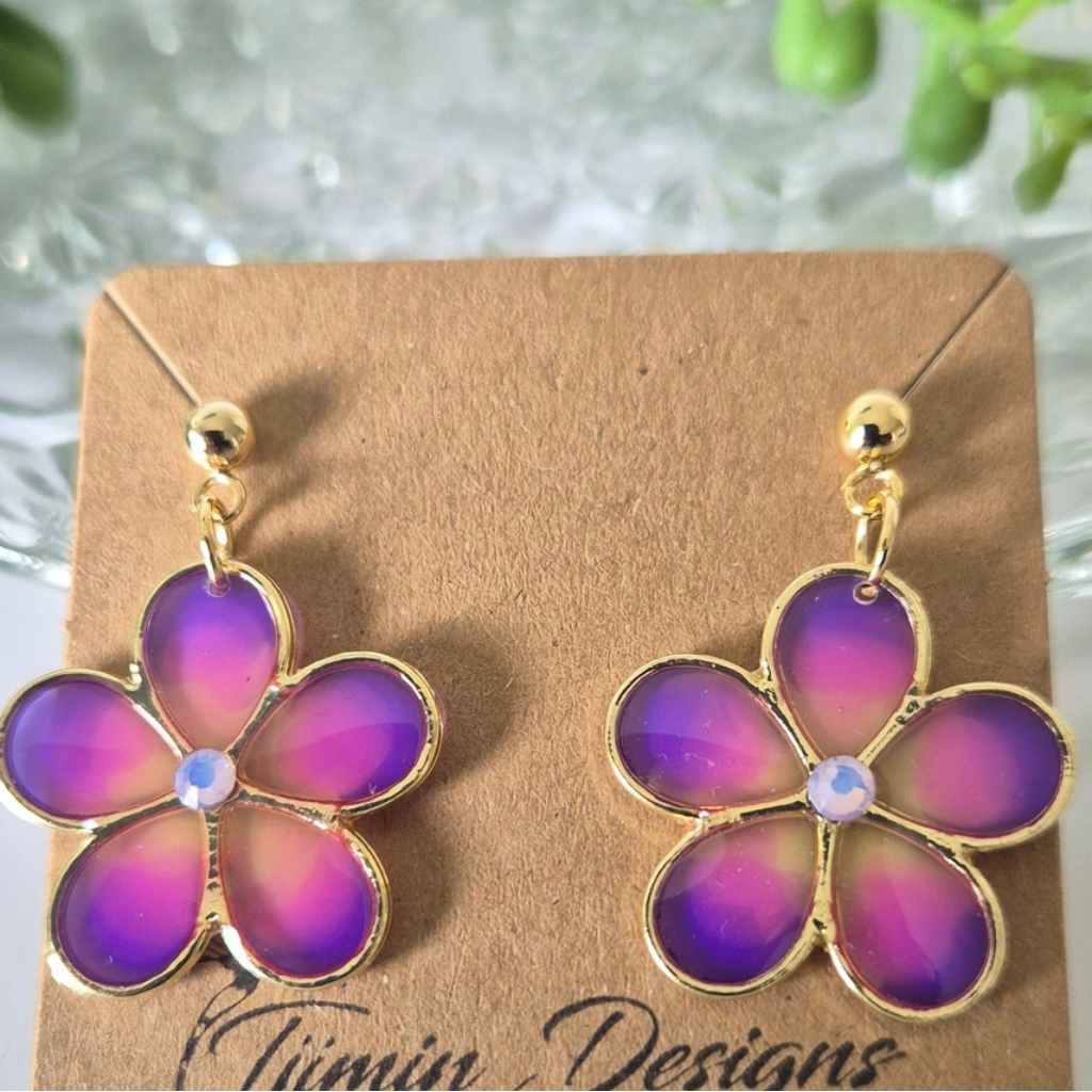 Resin Flower Dangle Earrings