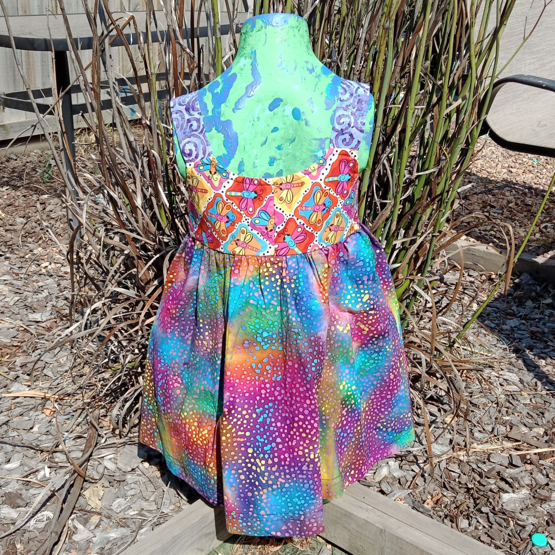 Girls Dress, Size 4, Bright Dragonflies/Spots/Spirals.