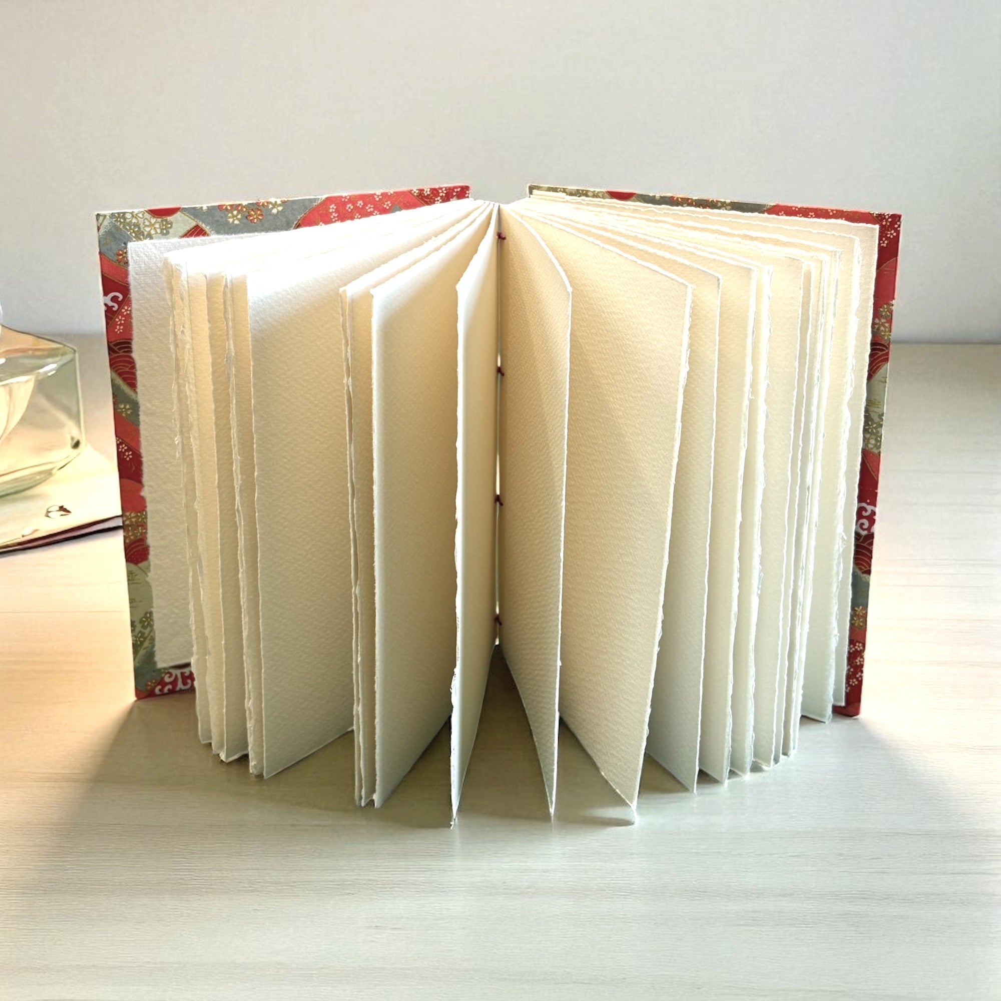 Handmade Lay Flat Watercolour Sketchbook: Cold Press Art Journal