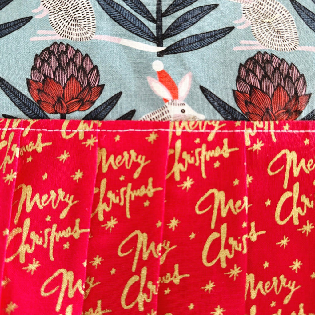 Bilby and waratahs Christmas ladies' tie back apron.