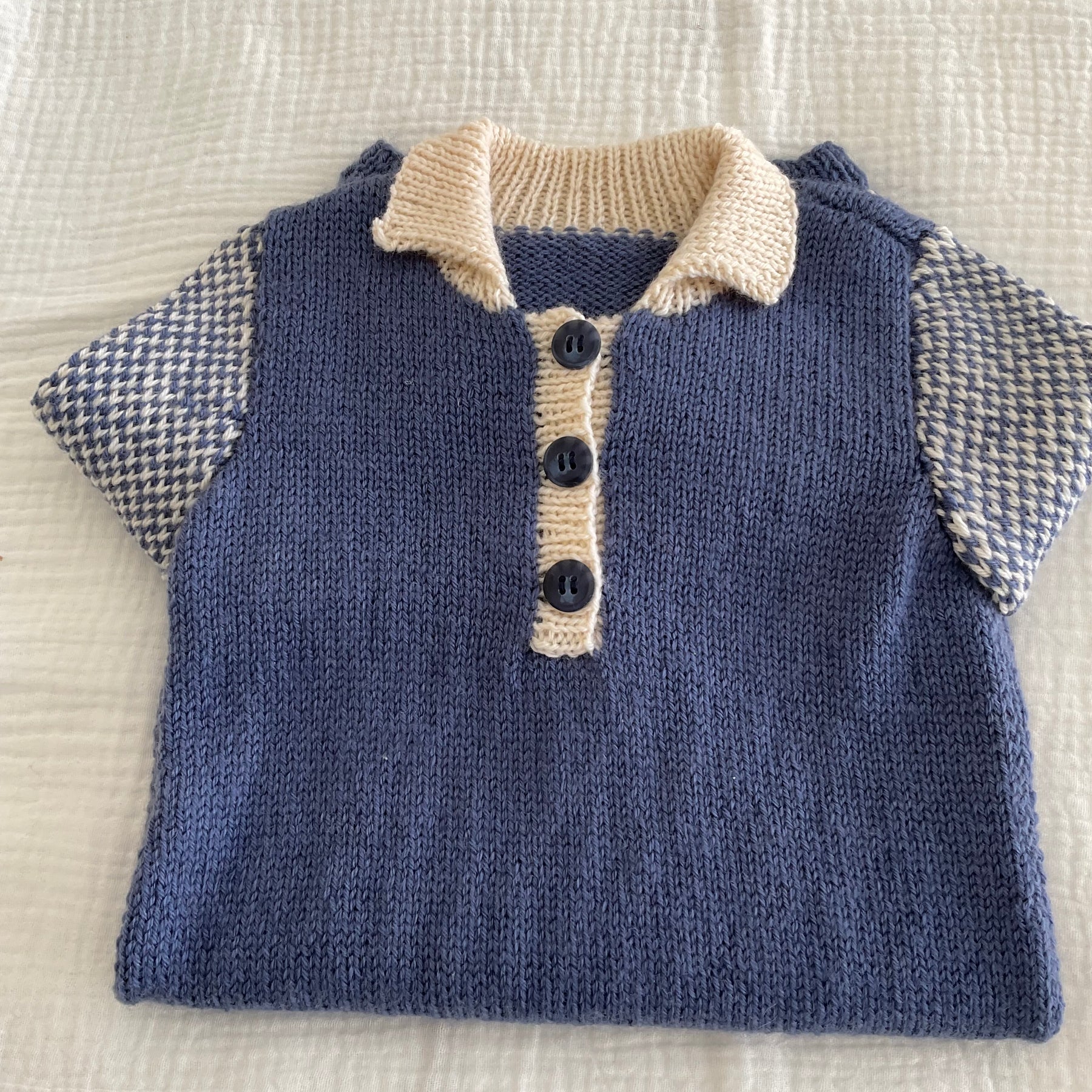 Onesie, Size is 3-6months