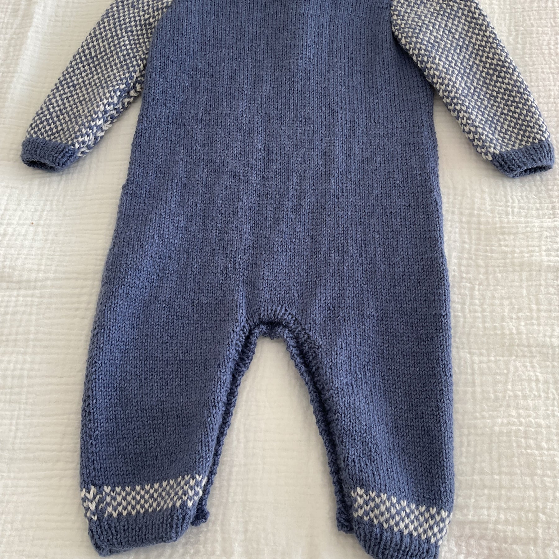 Onesie, Size is 3-6months