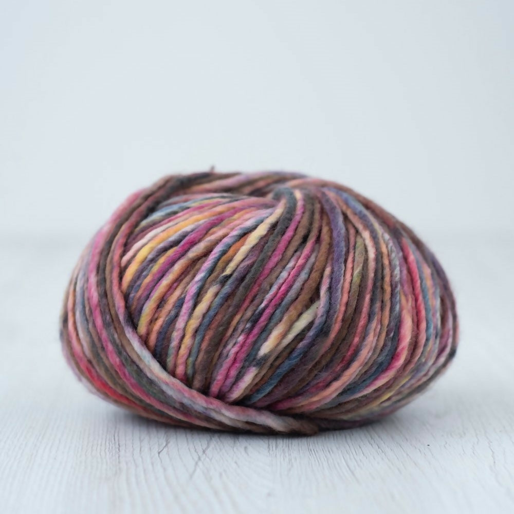 Monet piuma yarn