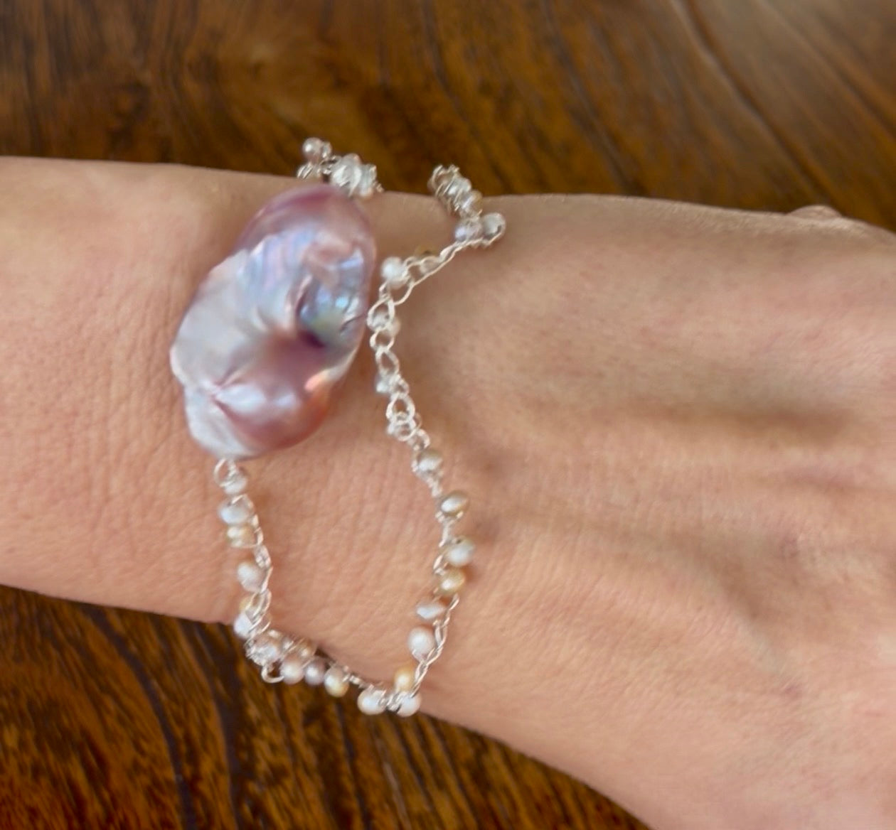“Velvet Bloom” Pearls Bracelet