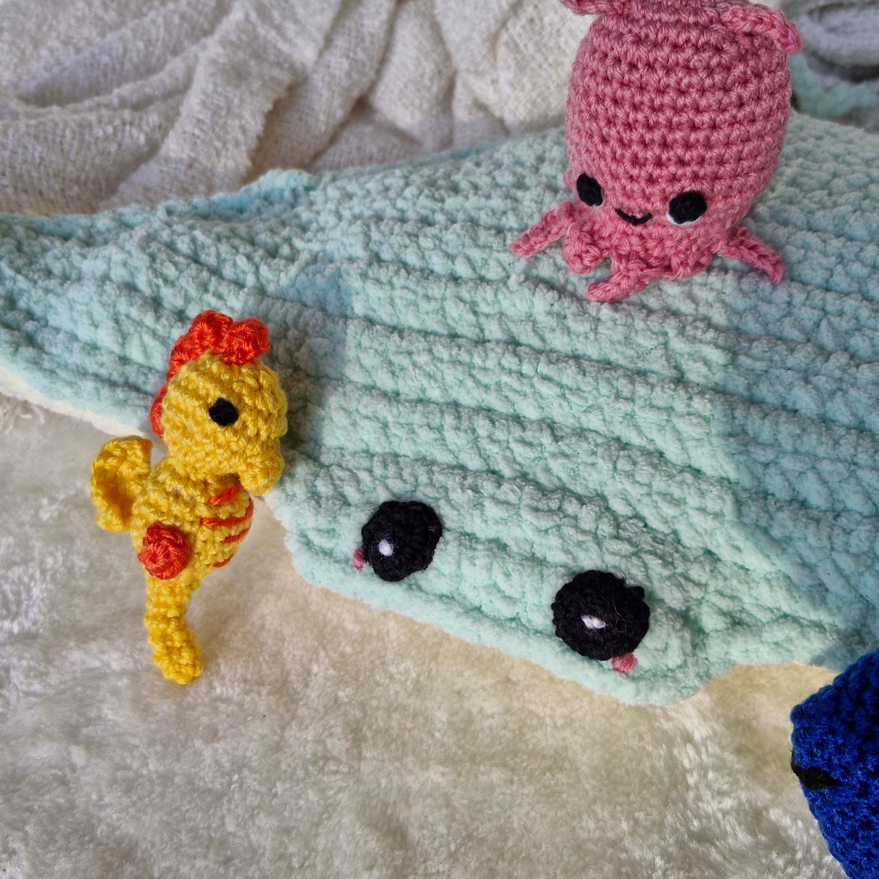 Manta Ray & 3 friends- Dory, Seahorse & Octopus.