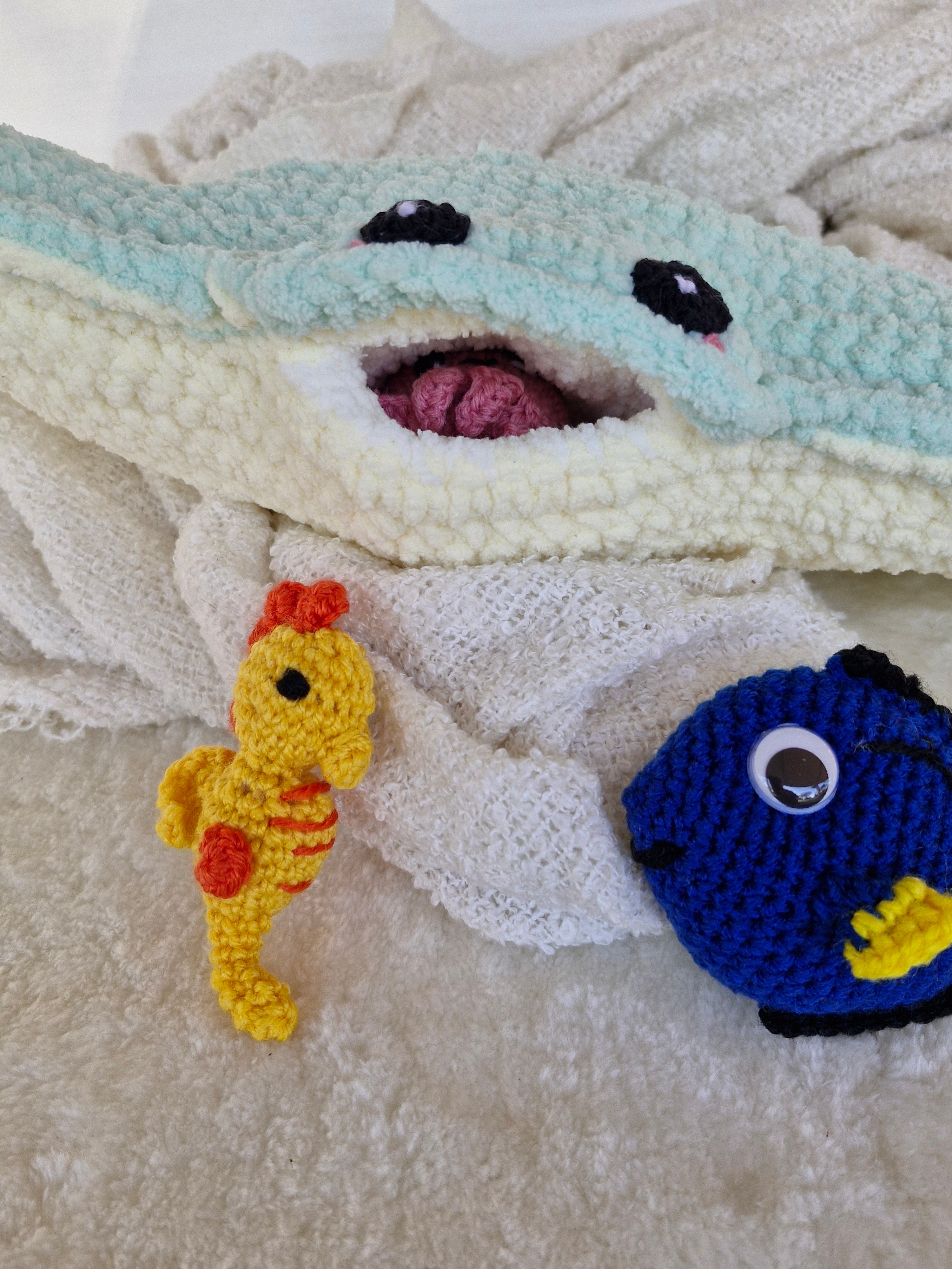 Manta Ray & 3 friends- Dory, Seahorse & Octopus.