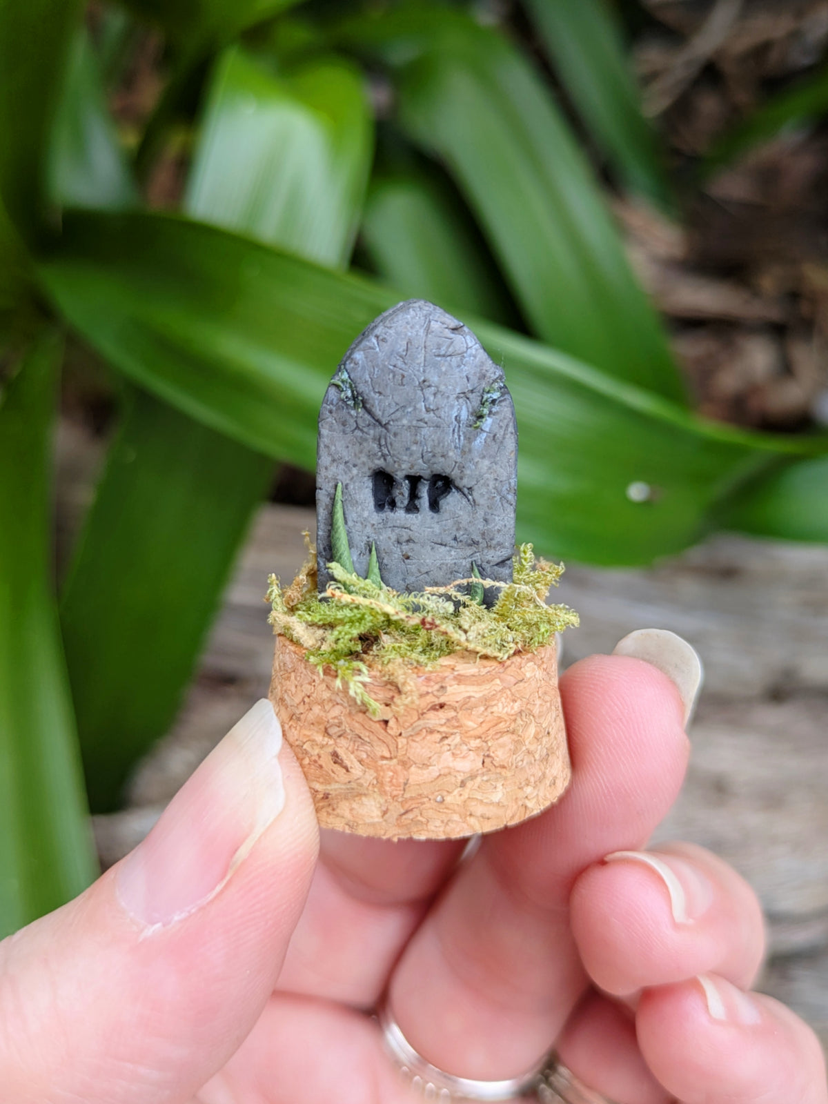 Mini Halloween Pumpkin & Tombstone Domes – Spooky Cute Miniatures