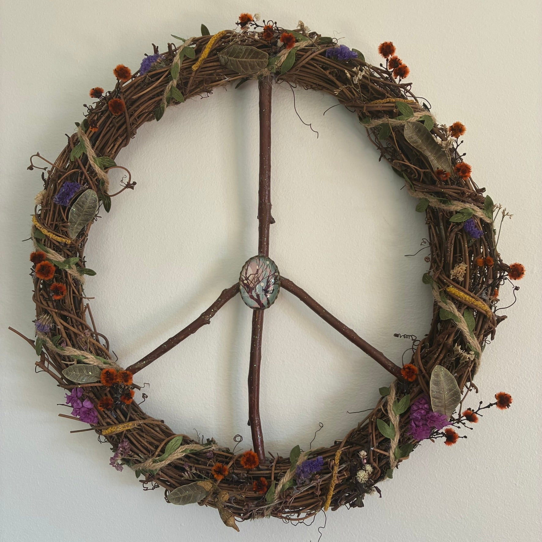 Wreath of Peace (Measures 33cm x 33cm)
