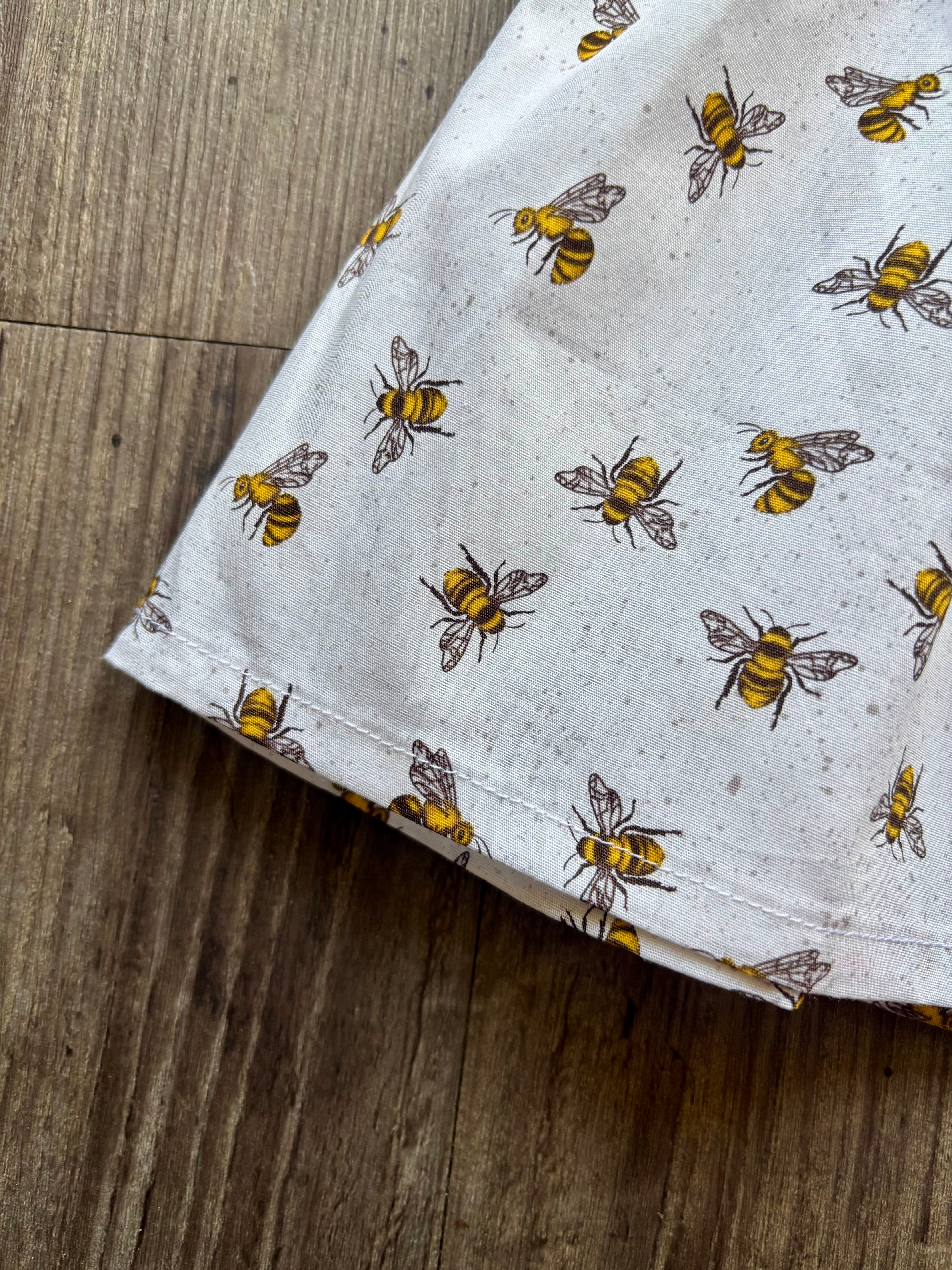 Bee Print Skirt – Size 2