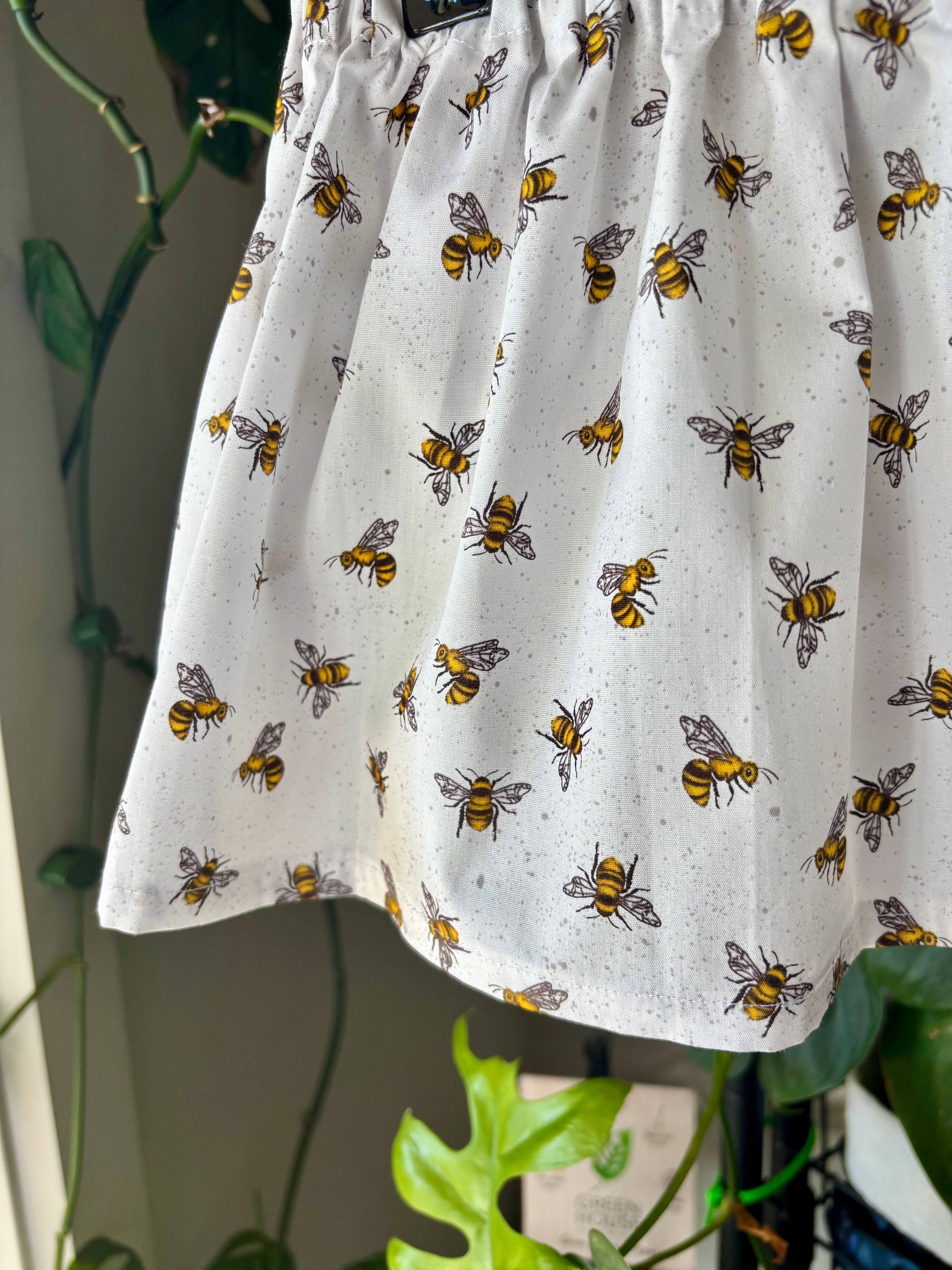 Bee Print Skirt – Size 4