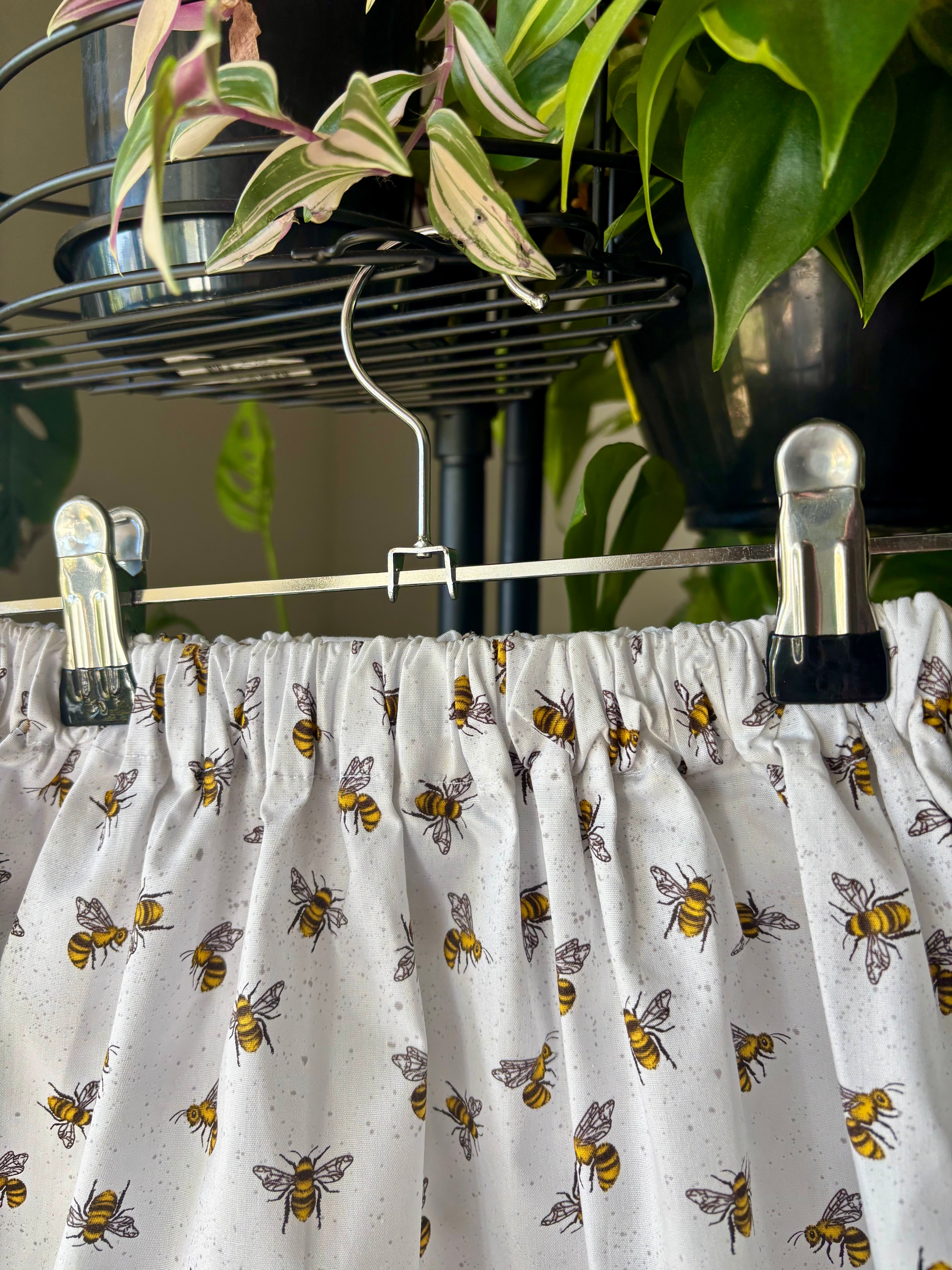 Bee Print Skirt – Size 2