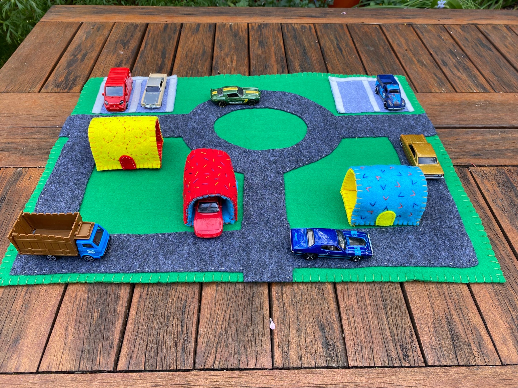 Car Play Felt Mat