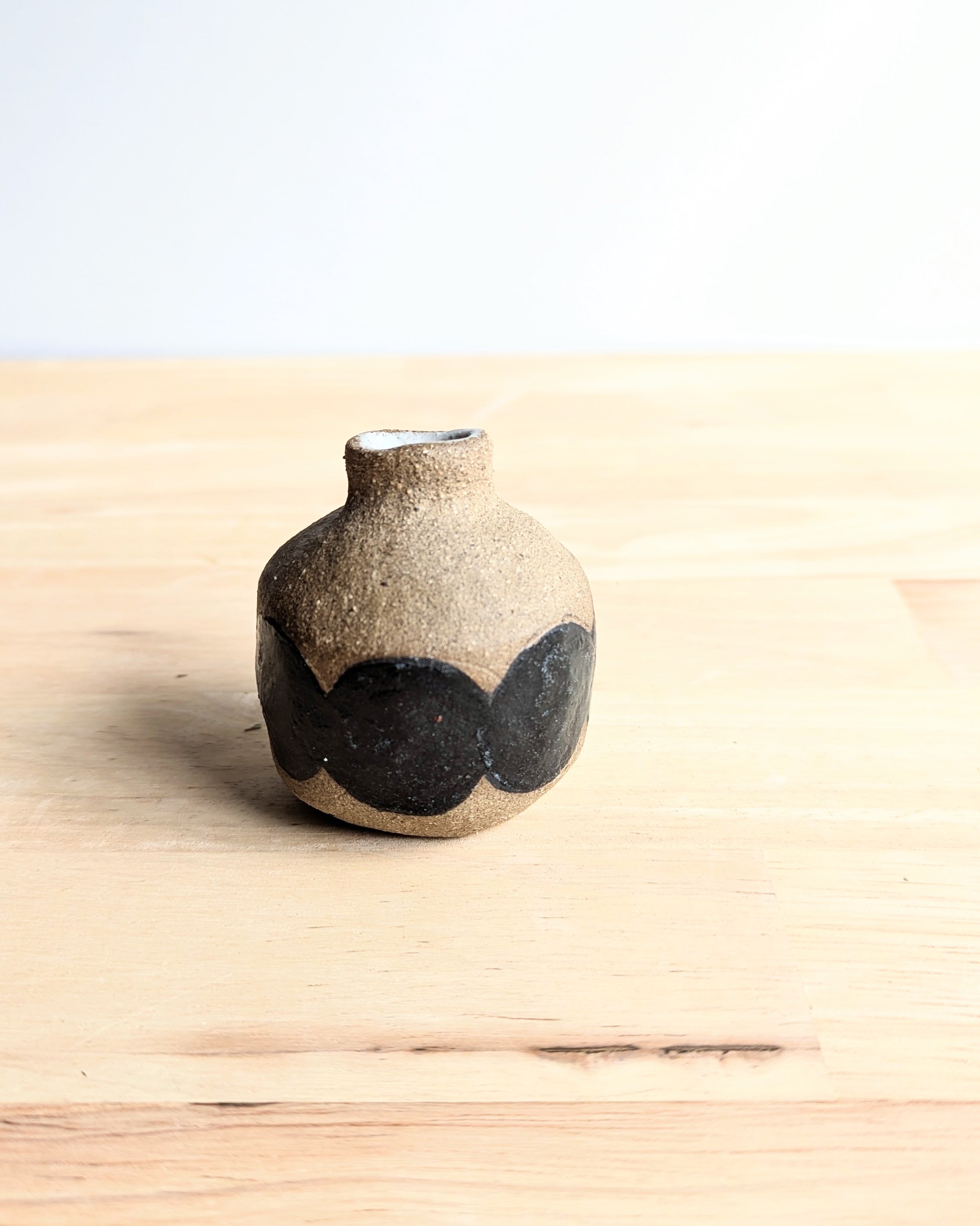 Handmade Mini Ceramic Vase| cute flower vase| Mother's day gift