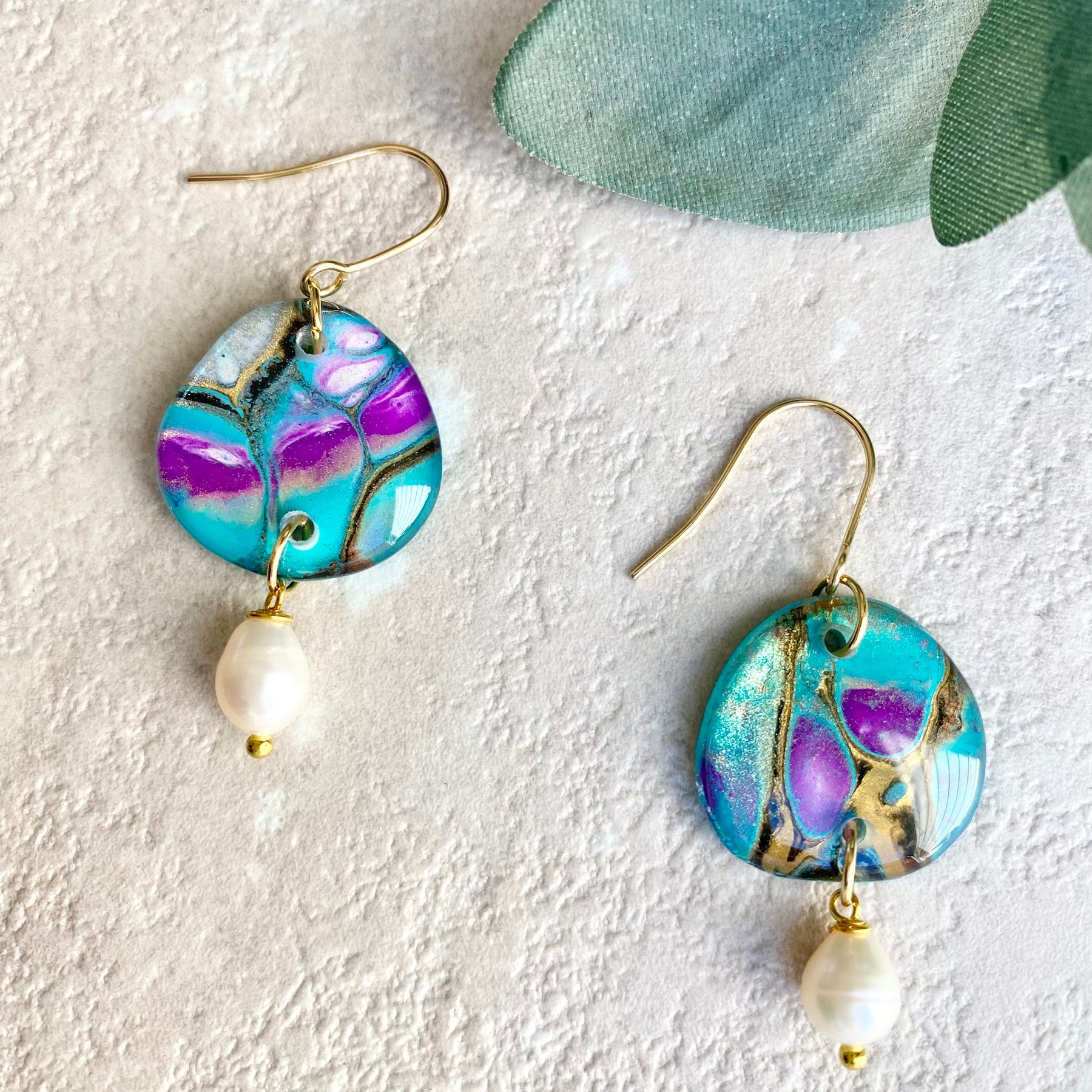 Stunning Freshwater Pearls and Art Earrings