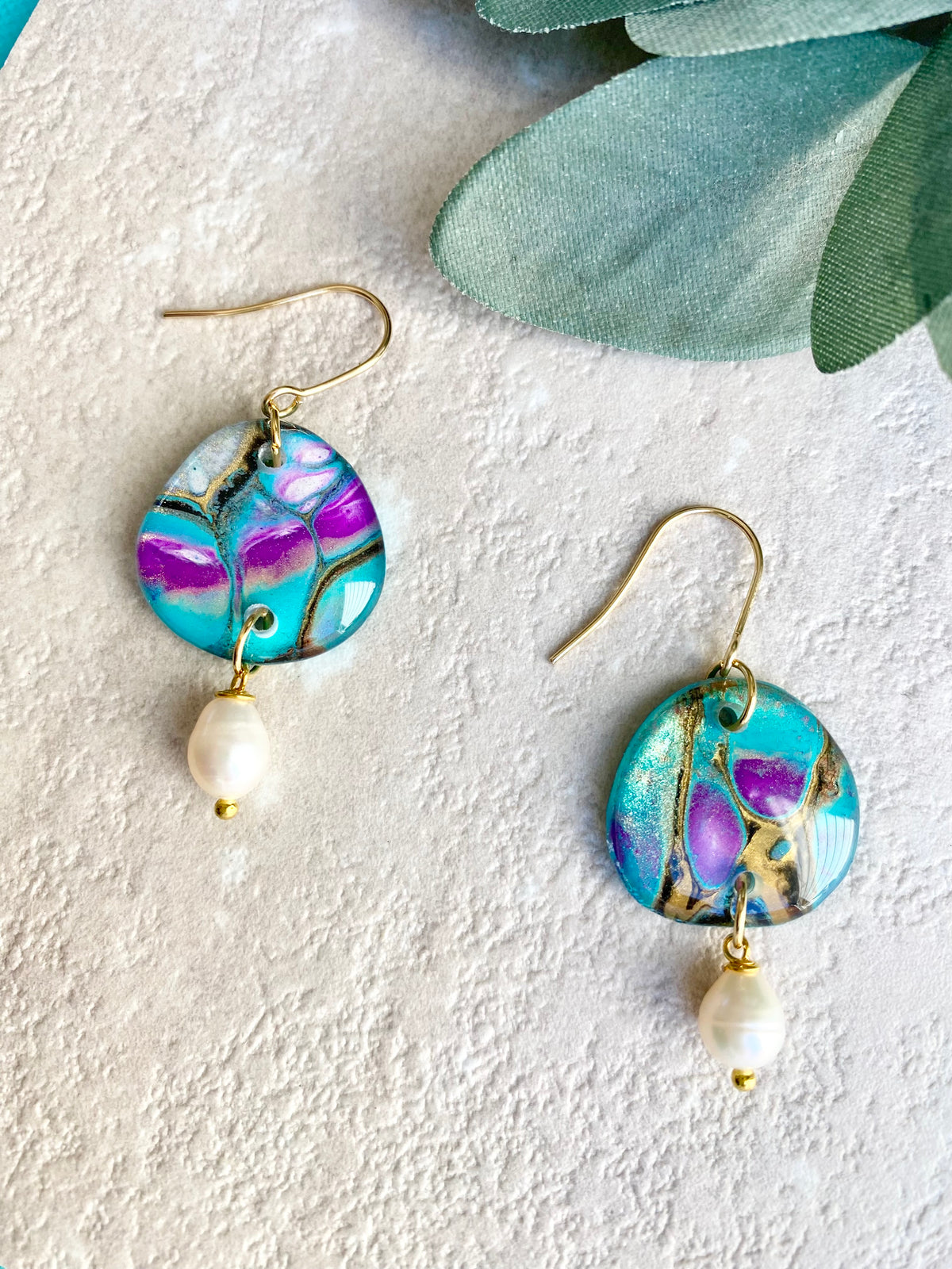 Stunning Freshwater Pearls and Art Earrings