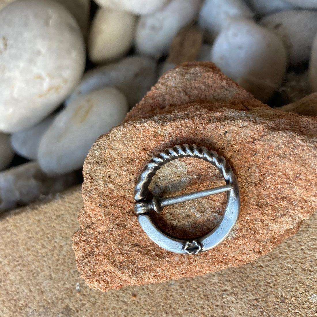 Sterling Silver Twisted Ring Brooch