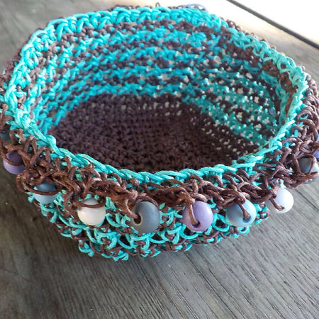 small beaded crochet basket with wood beads