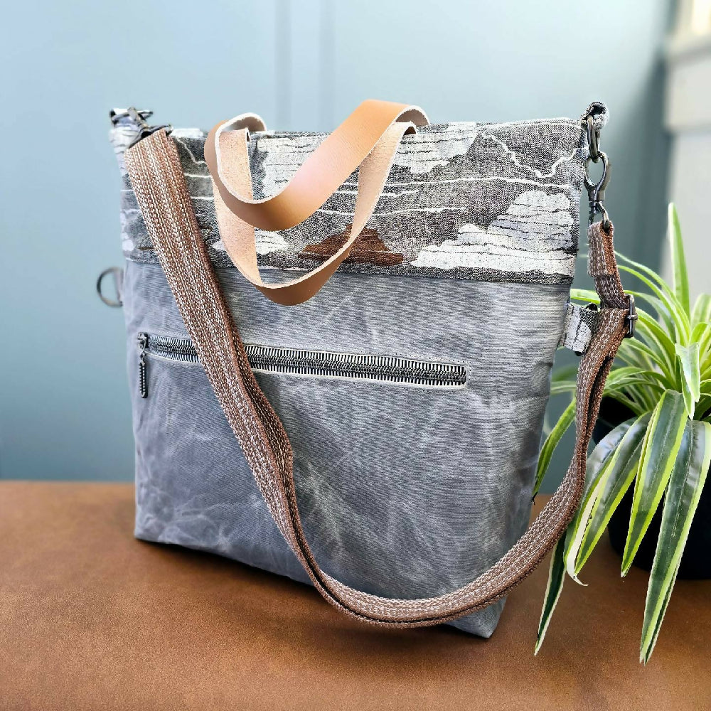 Foldover crossbody tote bag. Grey waxed canvas.