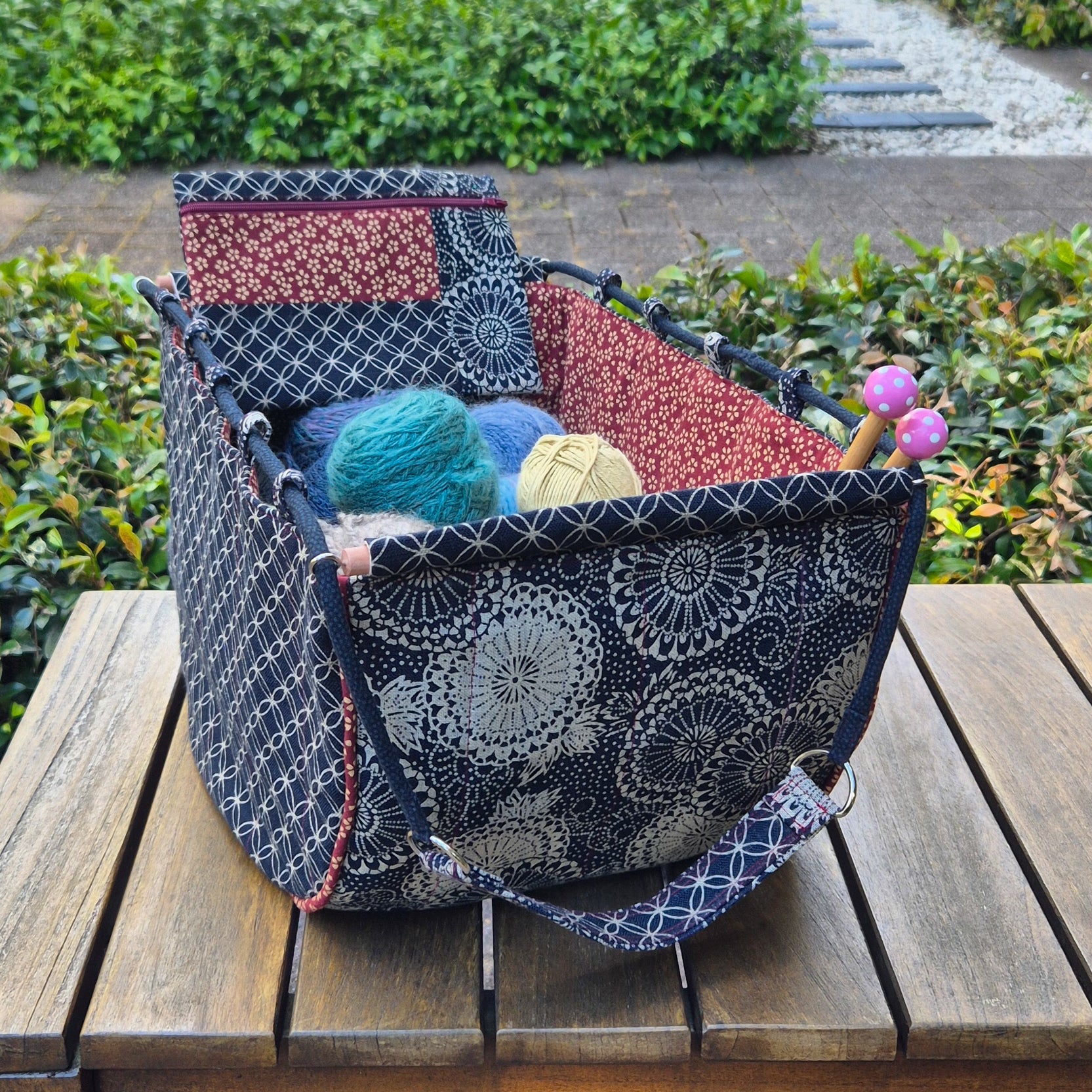 Large Knitting Project Bag – Convertible Shoulder Bag