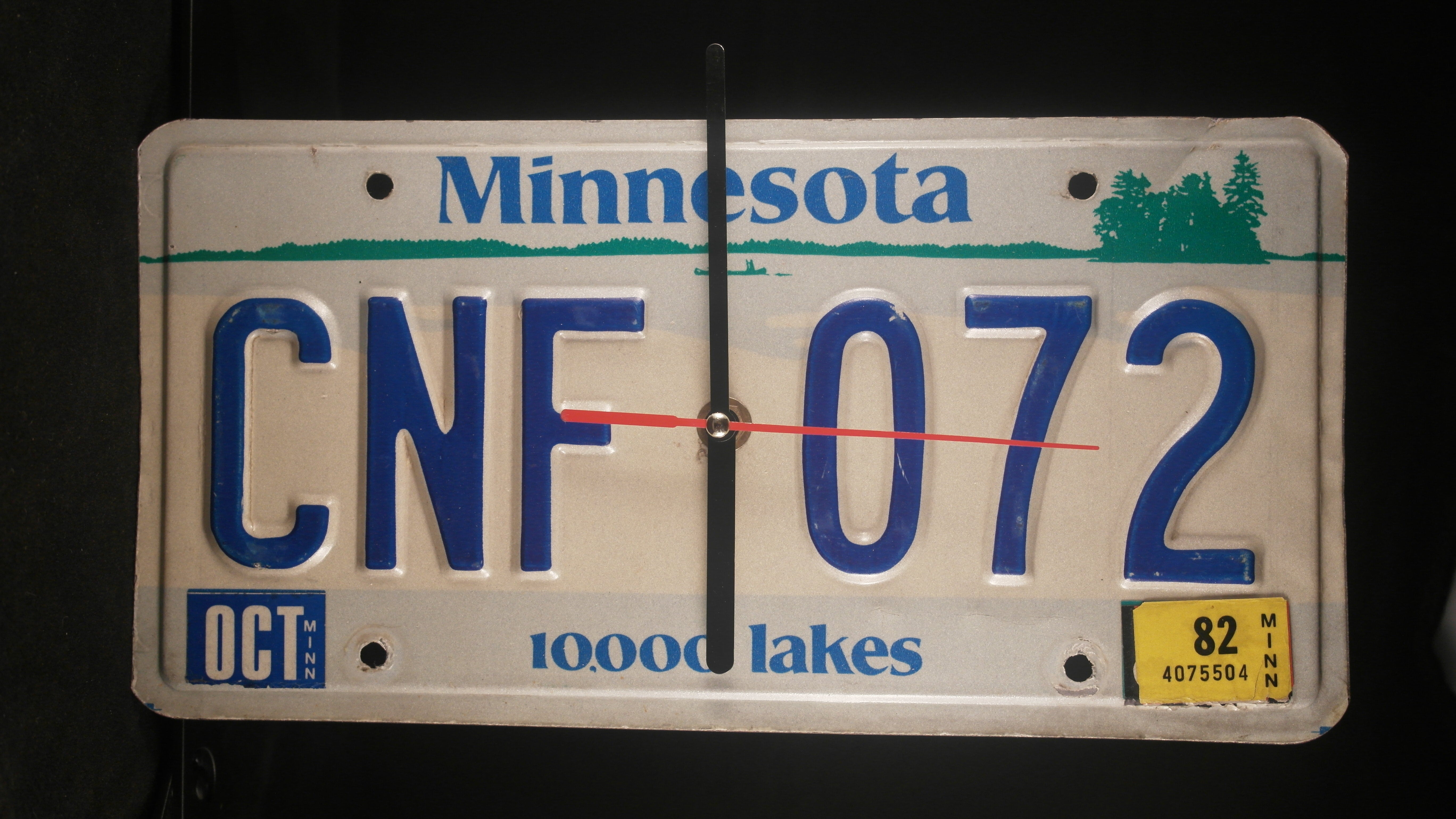 Genuine USA licence Plate Clock