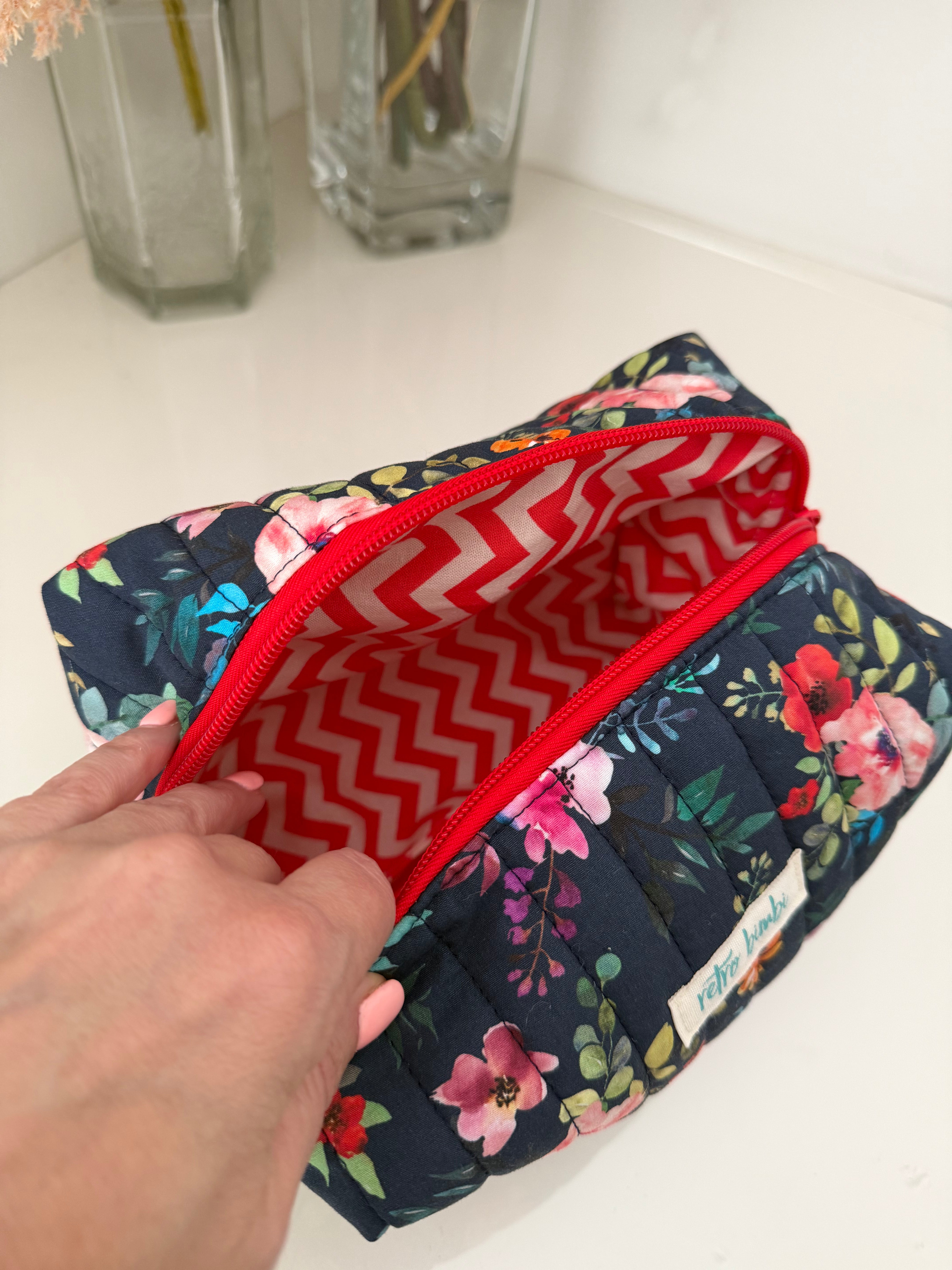 Boxy Zipper Pouch - Navy Floral