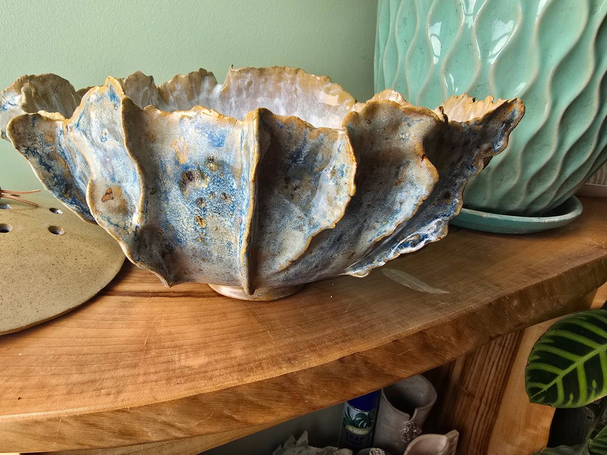 Large flower bowl