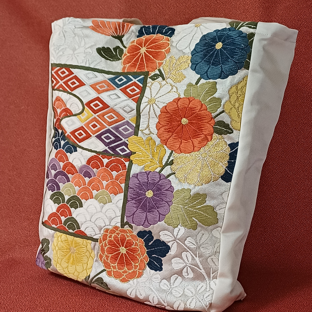 Kimono small Tote Bag - White